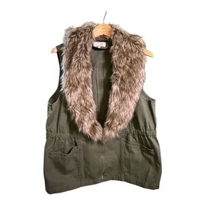 Skies Are Blue Olive Utility Chic Faux Fur Vest Size Small Boho Cozy Layering